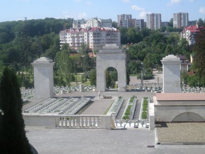 Cmentarz Obronców Lwówa (Cmentarz Orlat). På svenska: Kyrkogården "Lwóws försvarare".